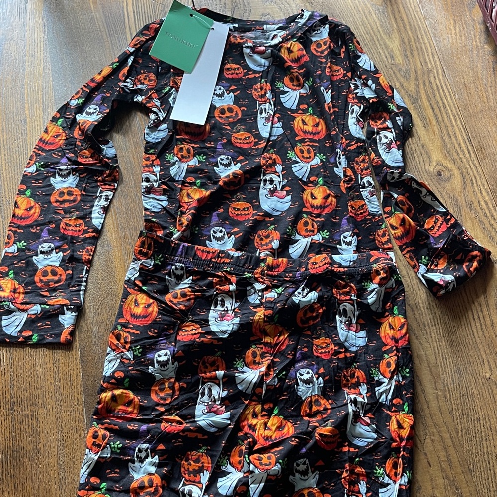 Spooky Pumpkin and Ghost Kids 6-8 2 Piece Outfit Costume Pajamas